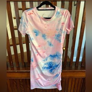 NWT Body Con T-Shirt Dress with Ruched Hip